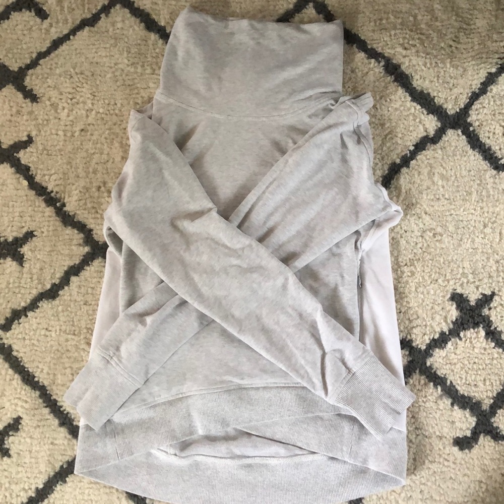 Lulu lemon gray and white cowl neck sweater
